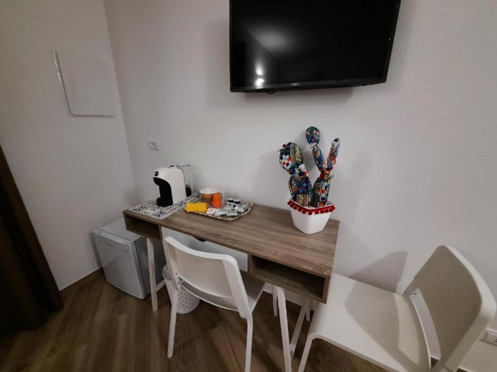 B&B Lastracu Castellammare del Golfo Bagian luar foto