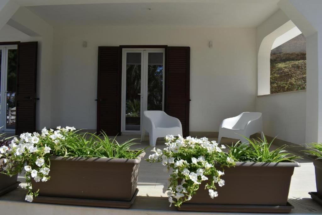 B&B Lastracu Castellammare del Golfo Bagian luar foto